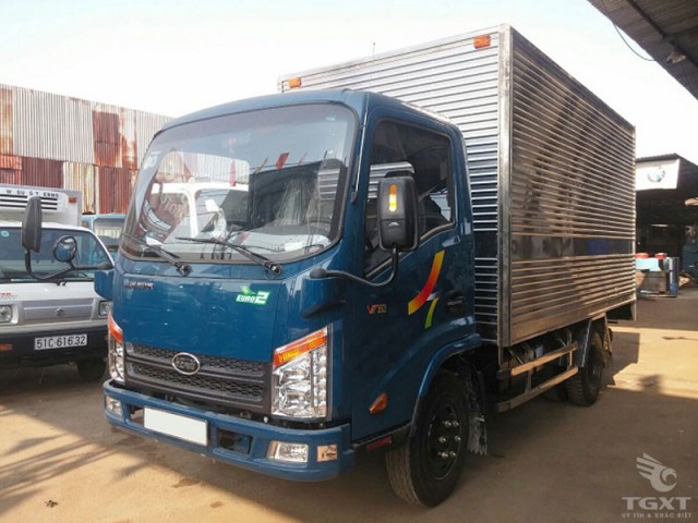 Xe Tải Veam VT252 2.4 Tấn Thùng Kín